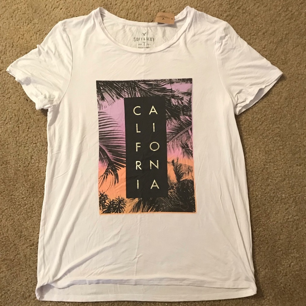 NWT A&E Soft & Sexy T